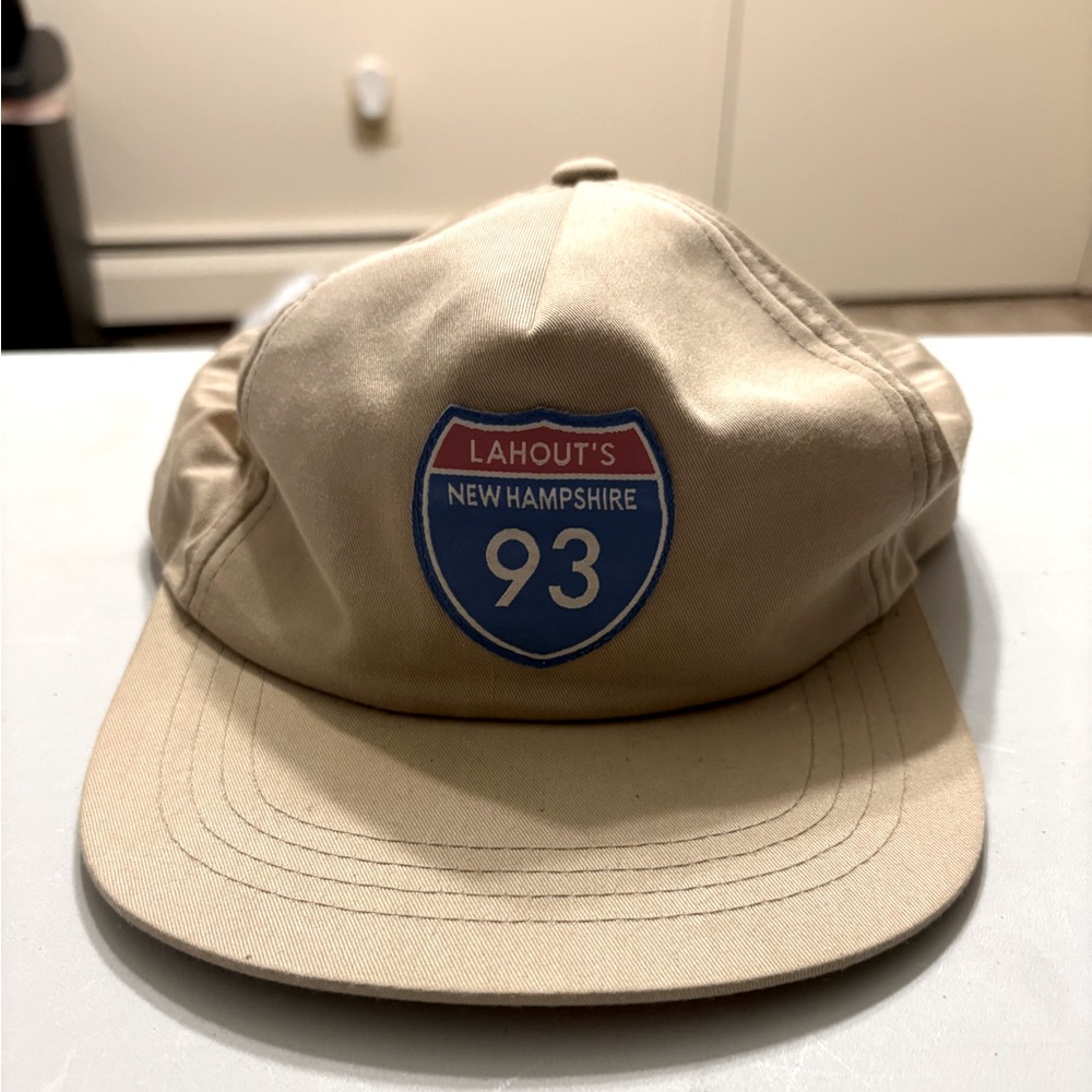 Flat brim snap back.